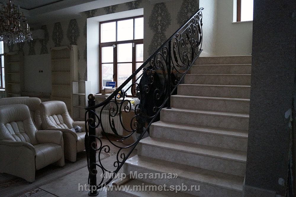 Кованое лестничное ограждение Кованое лестничное ограждение